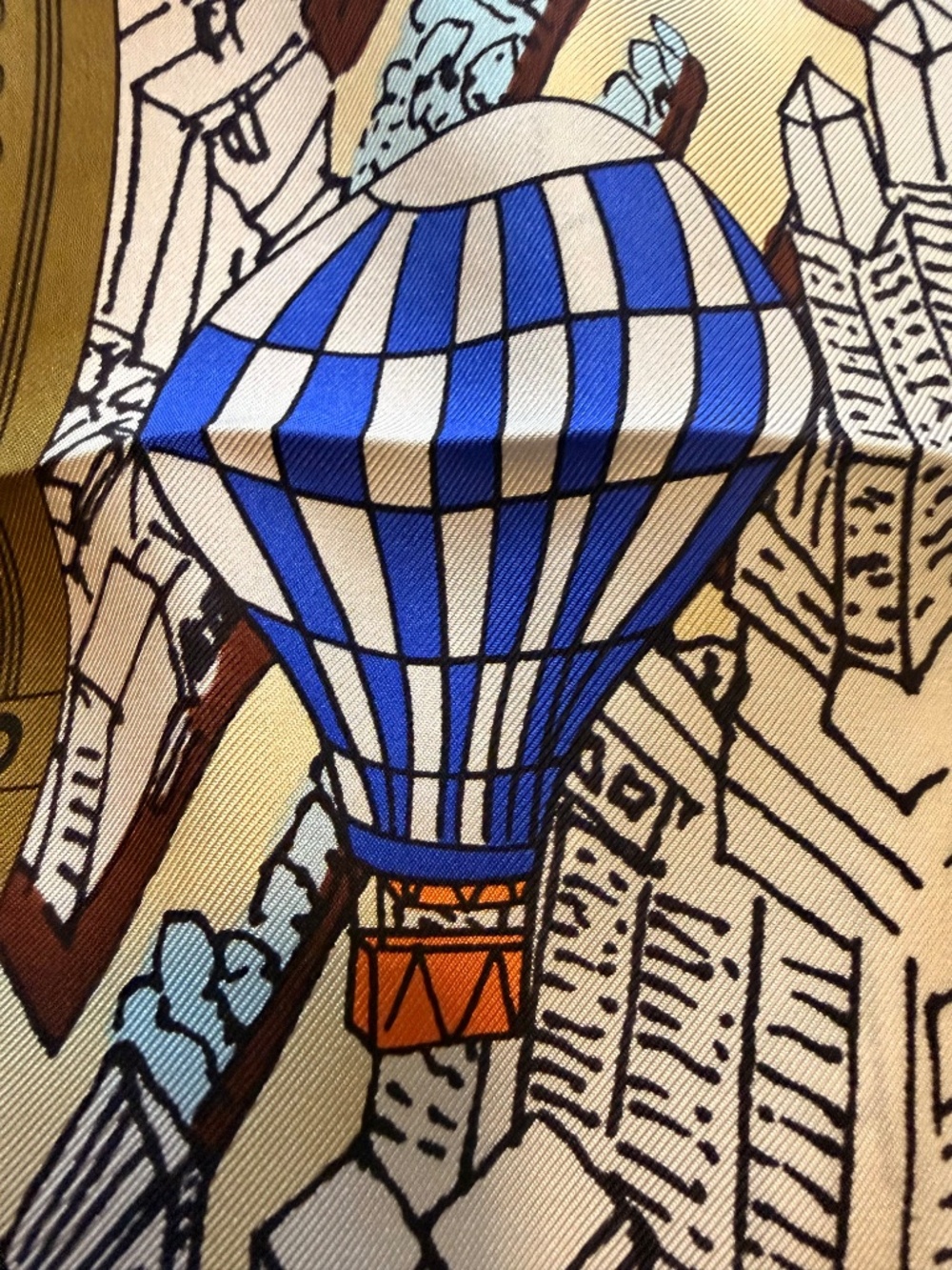 NEW Tory Burch Balloons in the Sky Silk Square Scarf - Picture 7 of 12